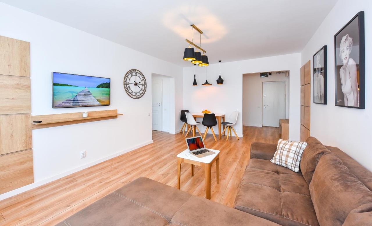 Highstyle Downtown Apartment บูคาเรสต์ ภายนอก รูปภาพ