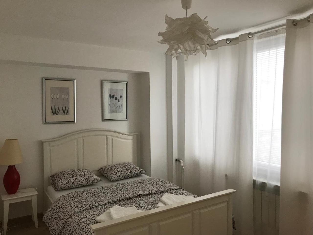 Highstyle Downtown Apartment บูคาเรสต์ ภายนอก รูปภาพ